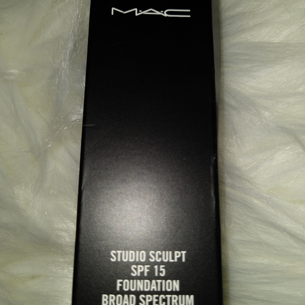 New MAC FOUNDATION